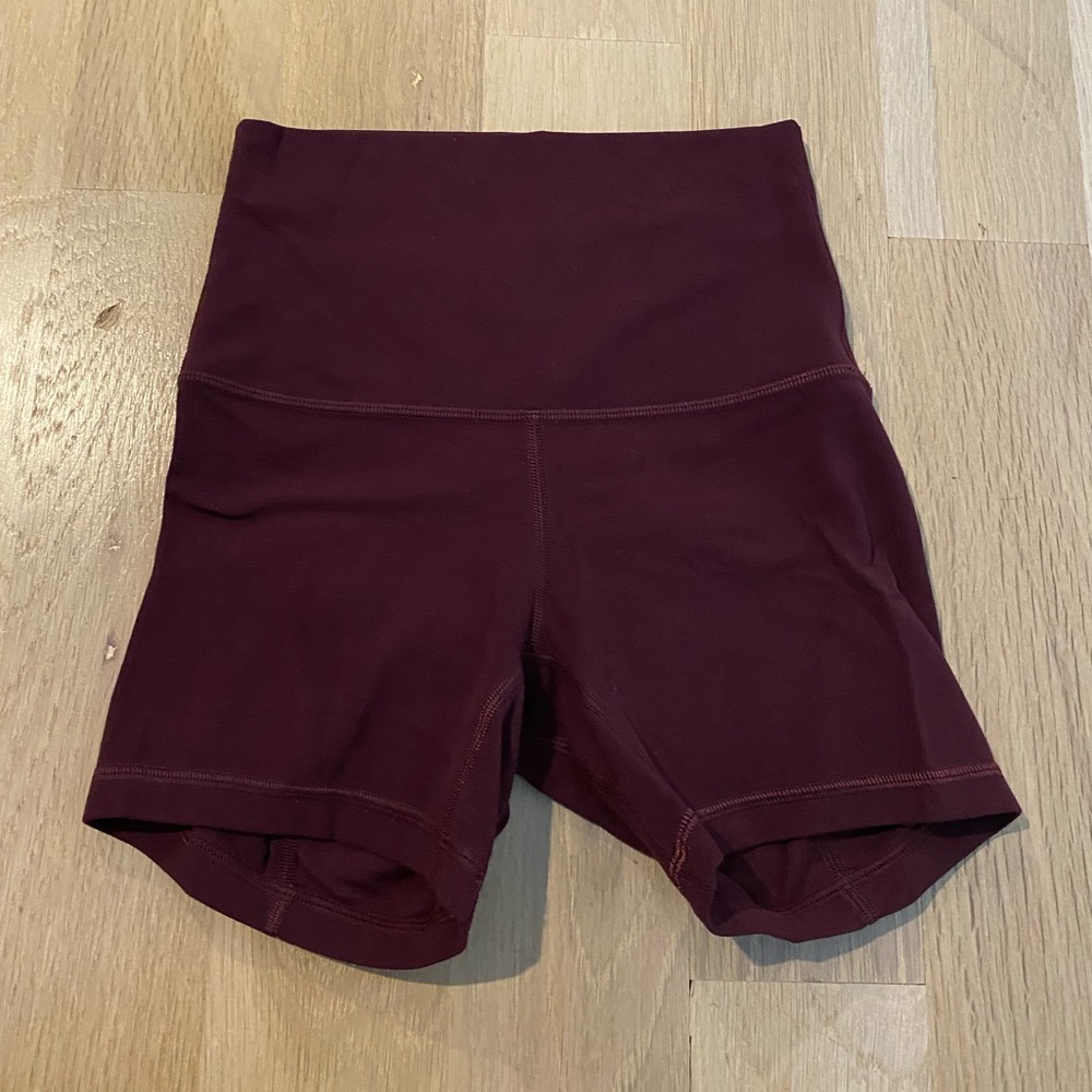 LULULEMON SHORTS